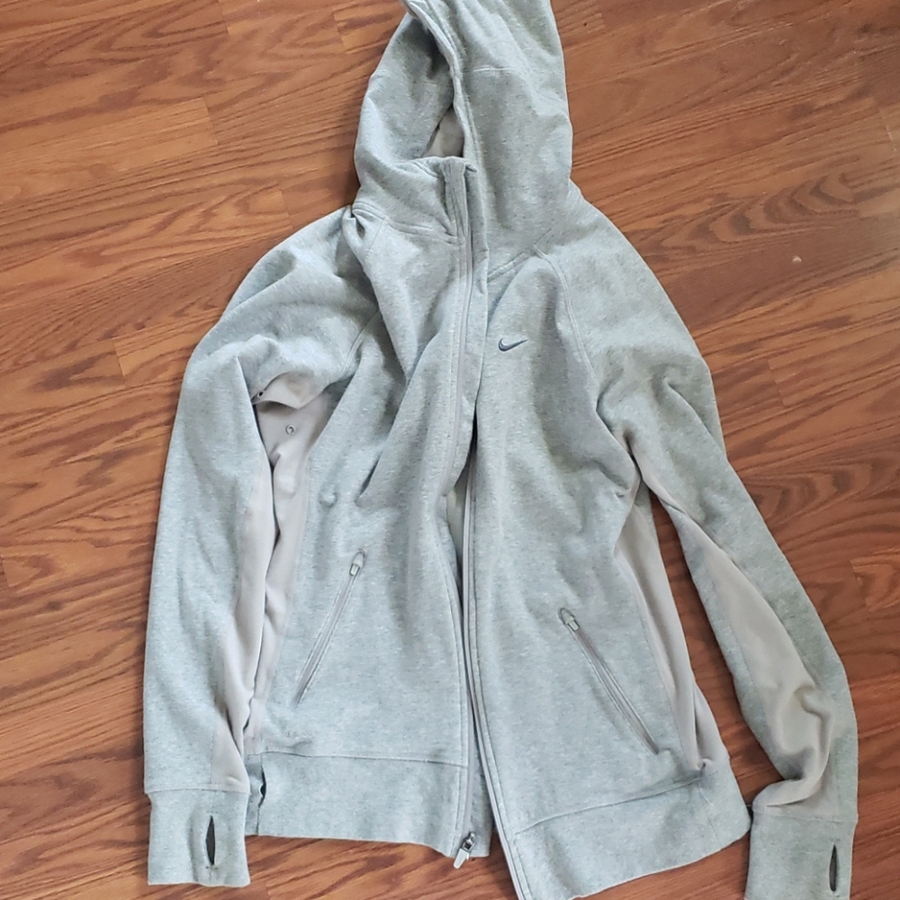 Nike drifit hoodie